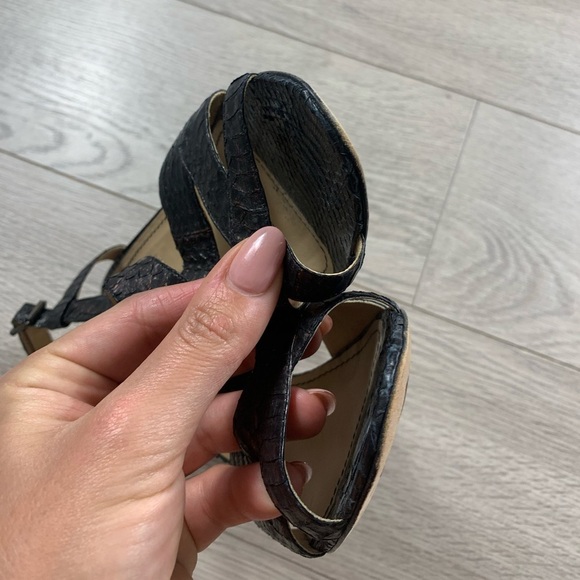 Manolo Blahnik Alligator Animal Print Slingback Sandal Heels - Picture 8 of 13